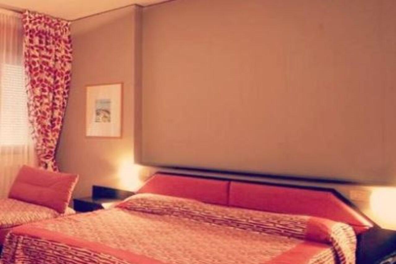 Hotel Bristol Pesaro Bagian luar foto