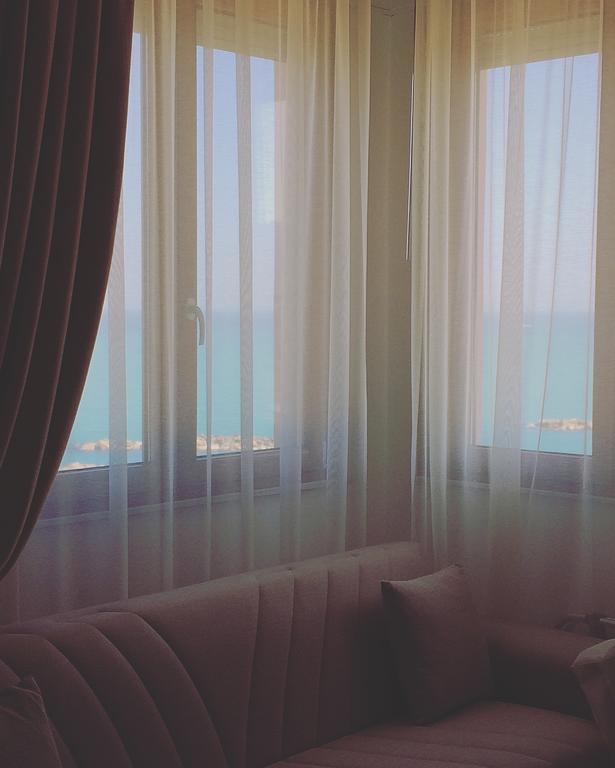 Hotel Bristol Pesaro Bagian luar foto